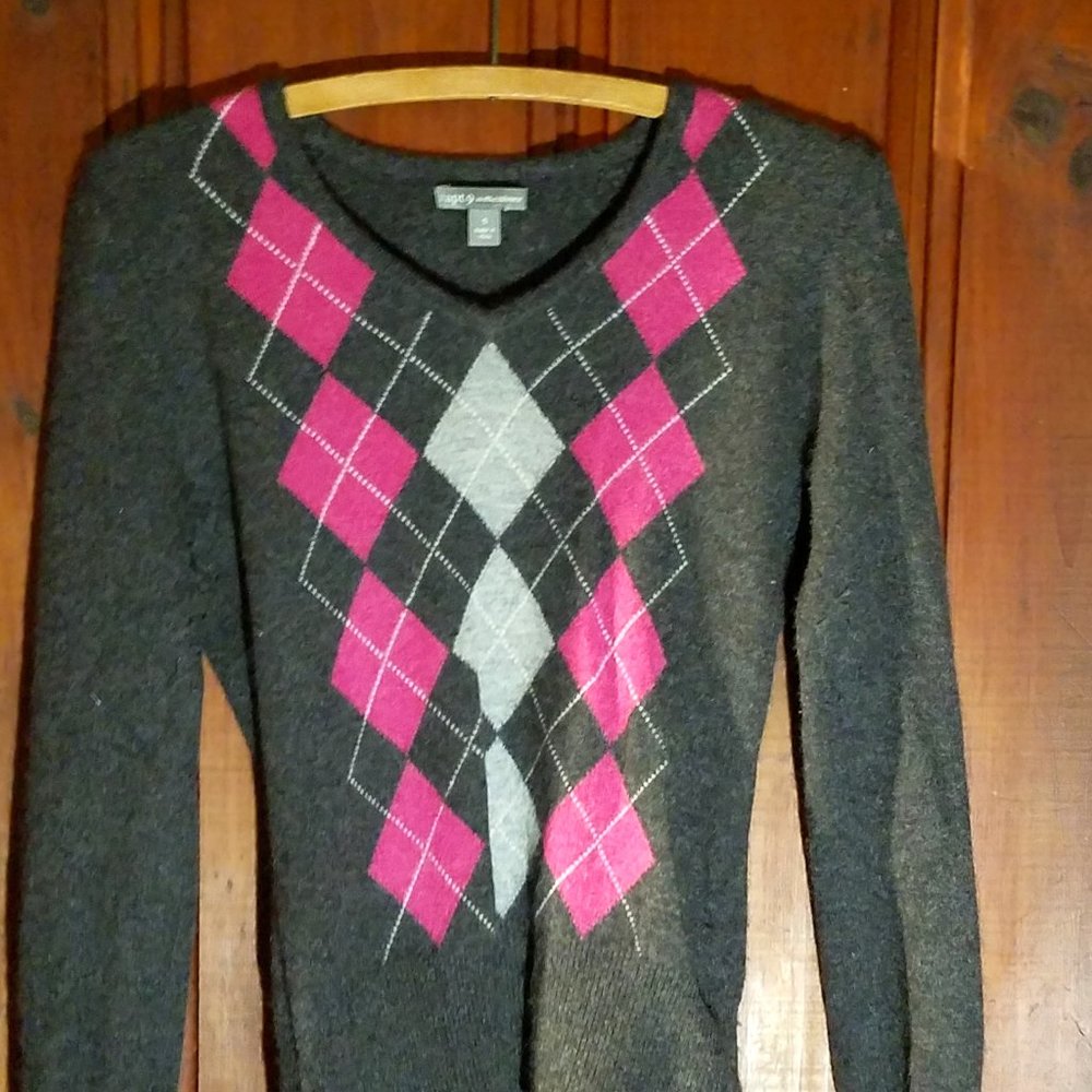 100% Cashmere argyle sweater